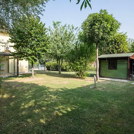 Green House A *